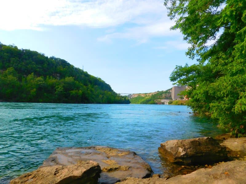 Devil’s Hole State Park